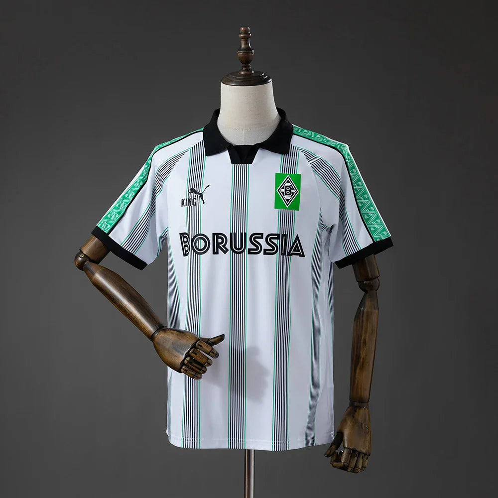 Camiseta especial del Borussia Mönchengladbach 26/27 blanca con rayas verdes - vista frontal