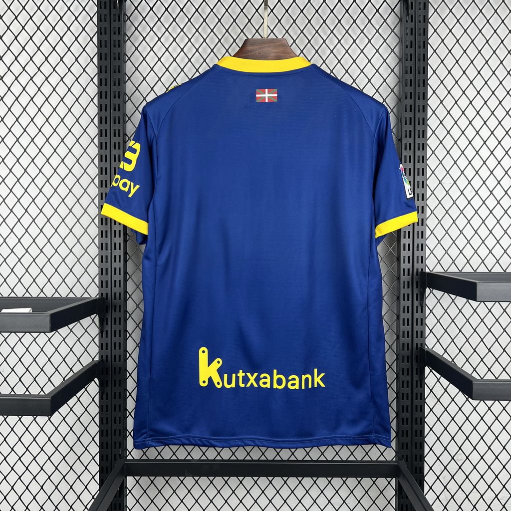 Camiseta Deportivo Alavés conmemorativa final 2001 - vista trasera
