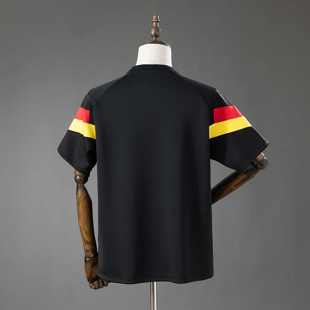 Camiseta casual negra de Alemania con la espalda lisa - vista trasera