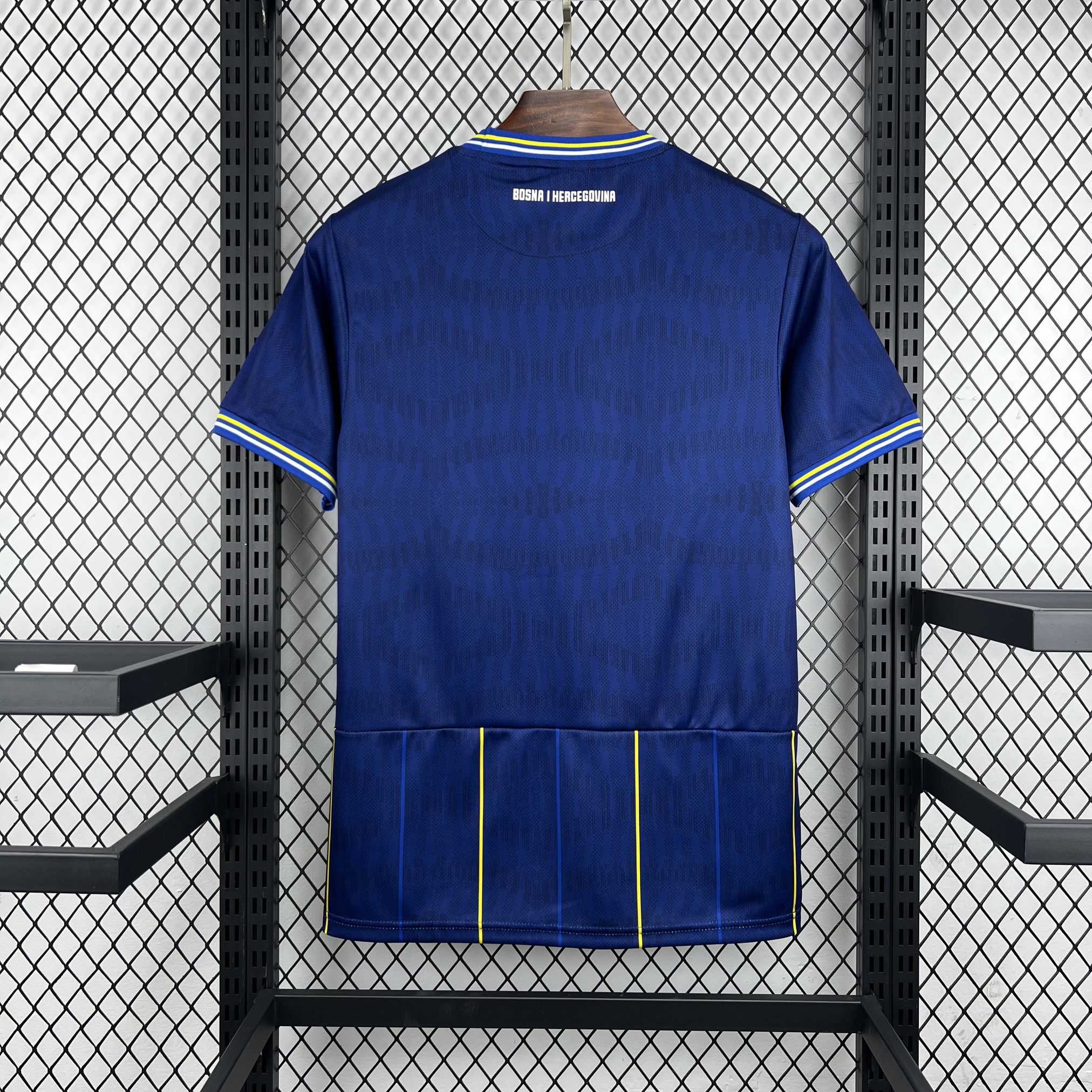 Camiseta Bosnia y Herzegovina primera equipación 2026 - vista trasera