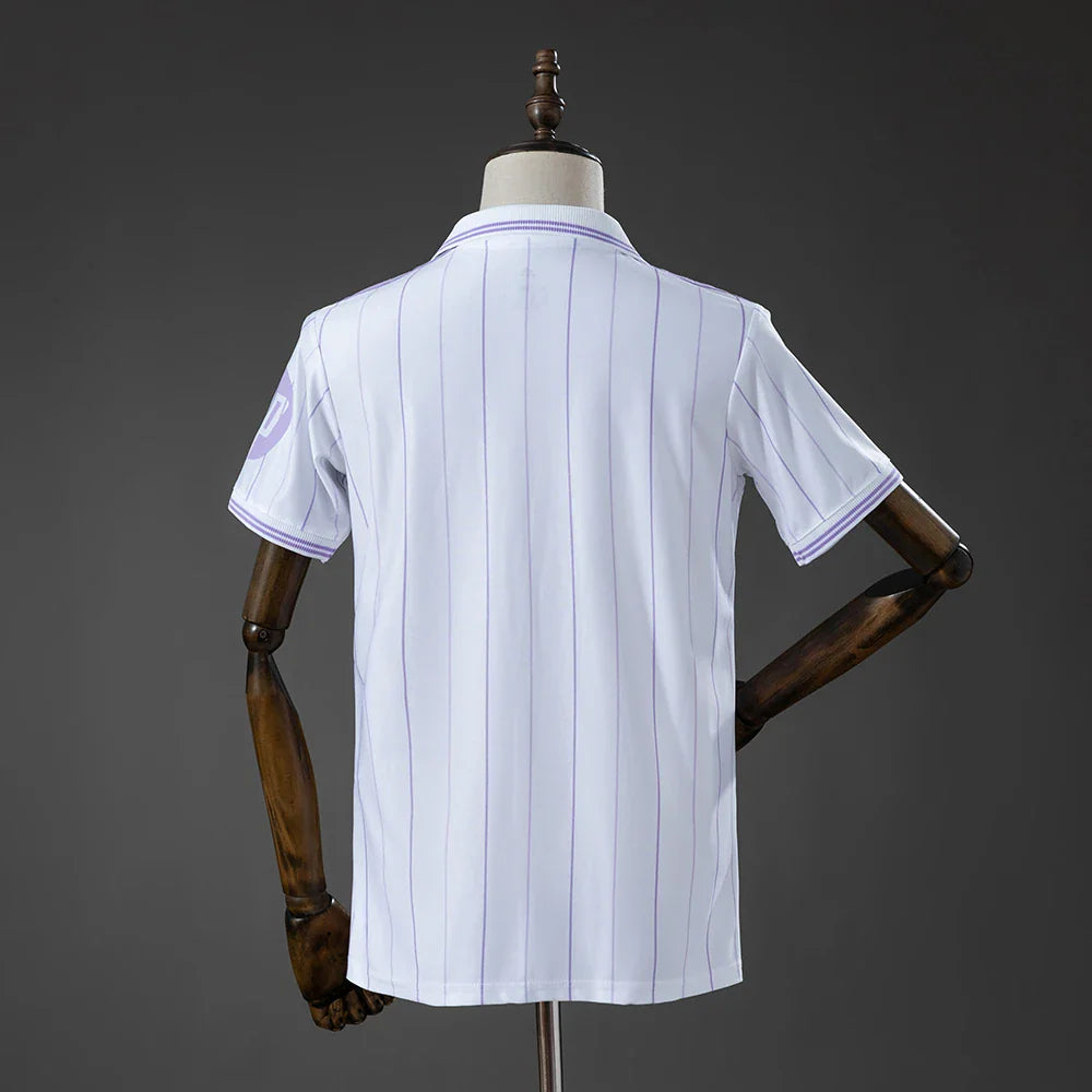 Camiseta del Real Madrid 26/27 edición especial con la espalda rayada y sin dorsal - vista trasera