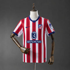 Camiseta del Atlético de Madrid 26/27 a franjas rojiblancas - vista frontal