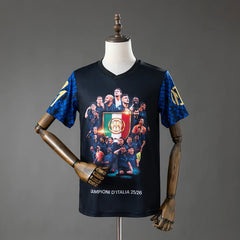 Camiseta Inter Milan edición especial campeones 25/26, plantilla estampada - vista frontal