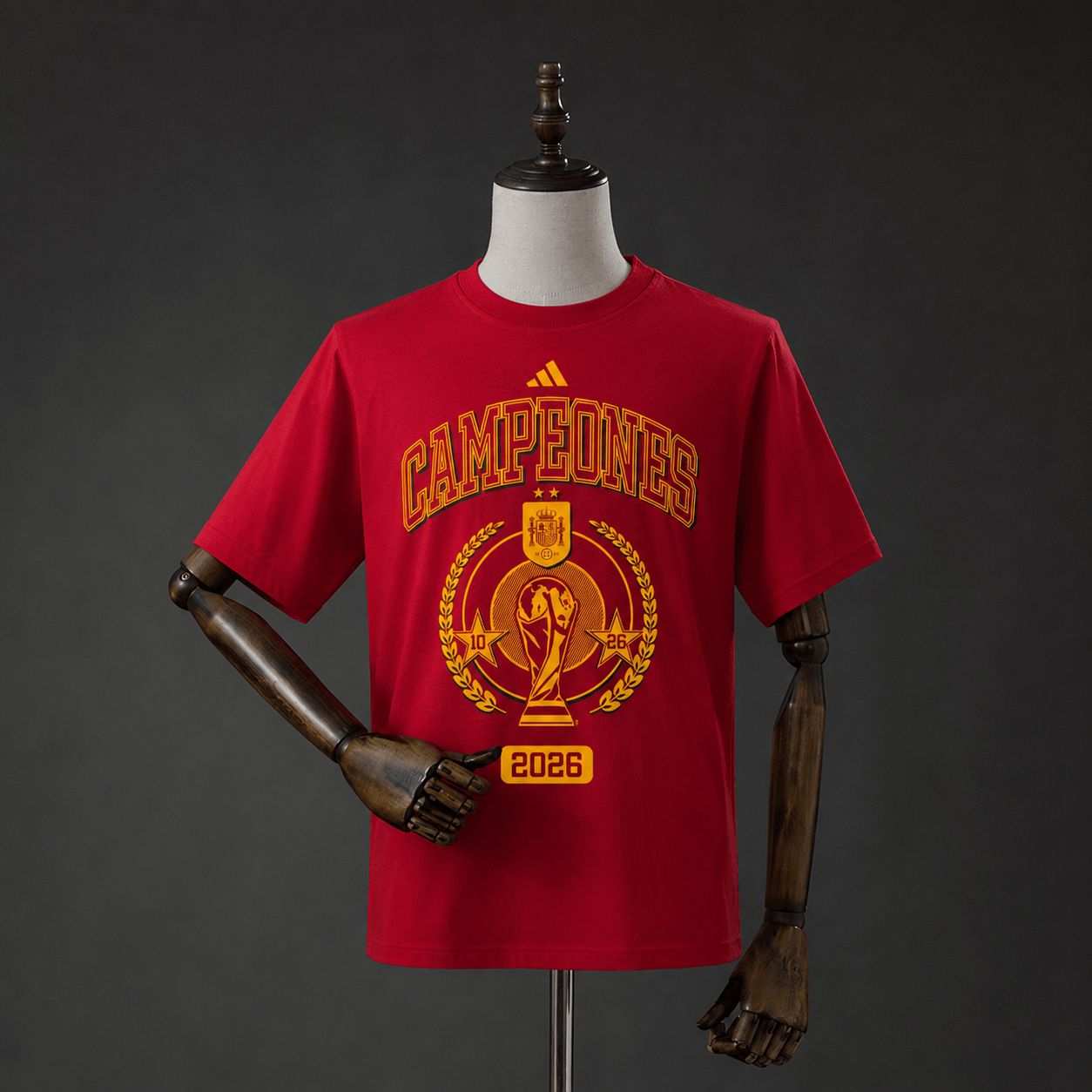 Camiseta España Campeones 2026 roja con trofeo - vista frontal