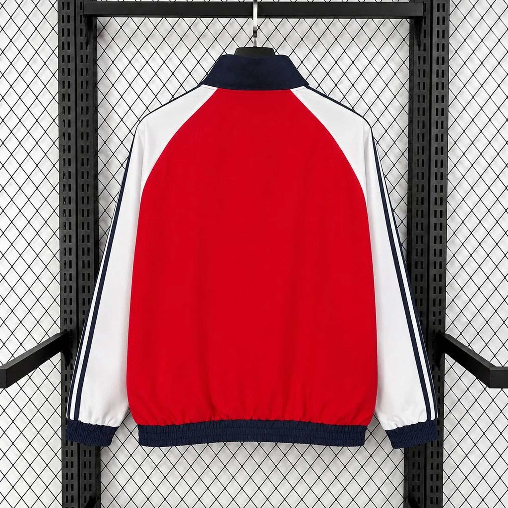 Chaqueta cortavientos del Arsenal roja con mangas blancas - vista trasera