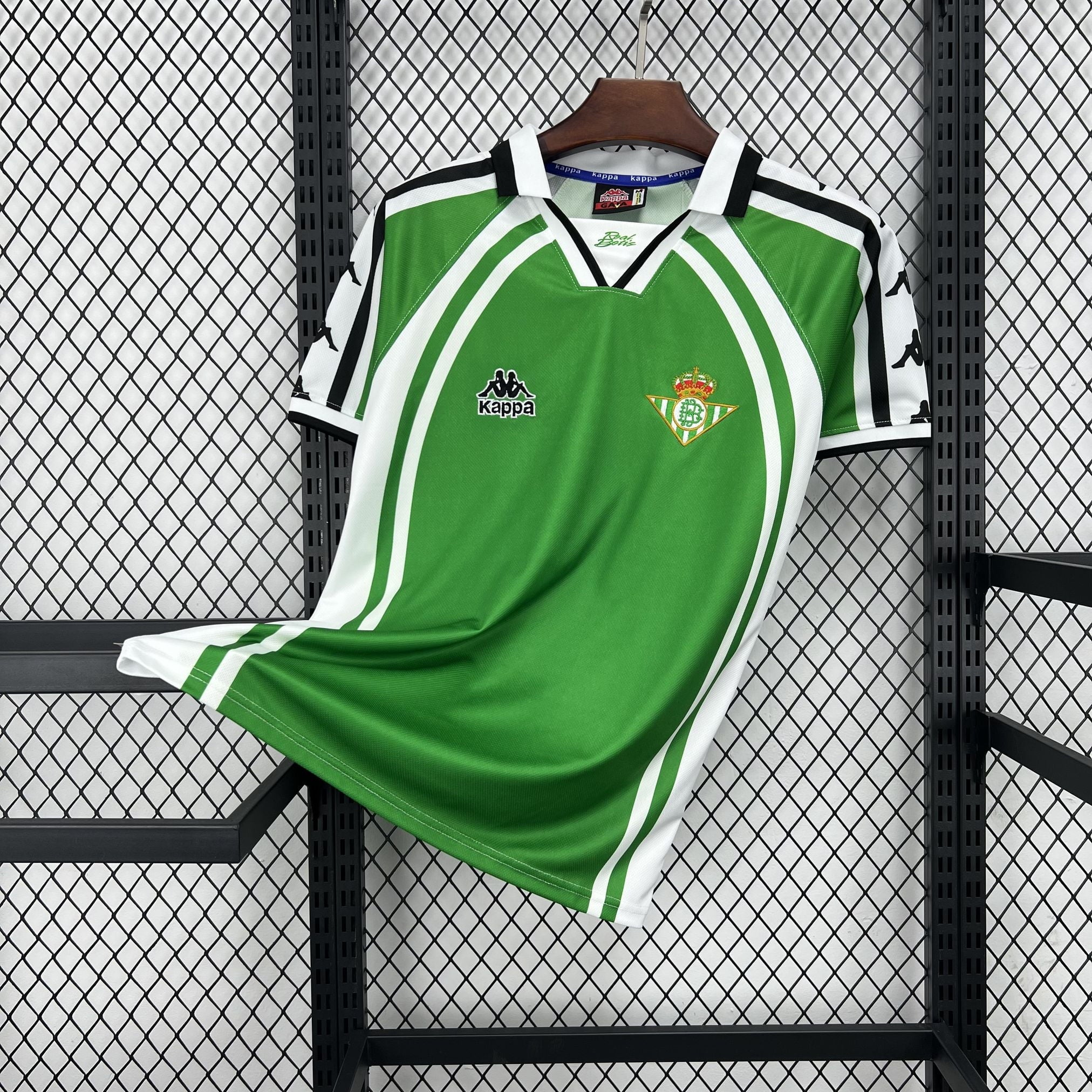 Camiseta retro Real Betis 97/98 segunda equipación verde - vista frontal