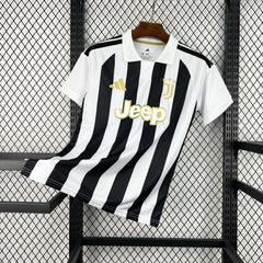 Camiseta Juventus primera equipación 26/27 - vista frontal