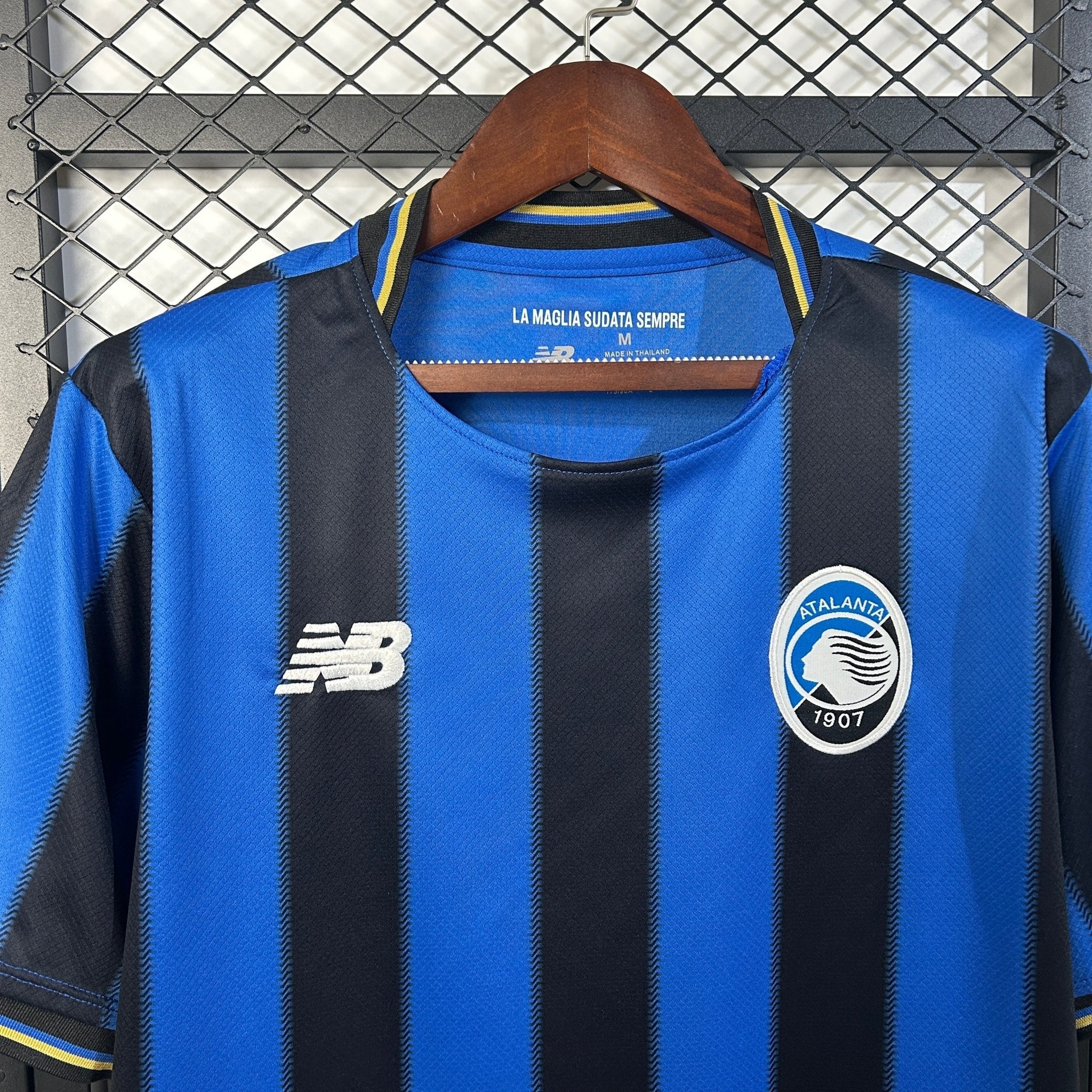 ATALANTA PRIMERA EQUIPACIÓN 25/26 HOMBRE - Bota de Oro Tienda
