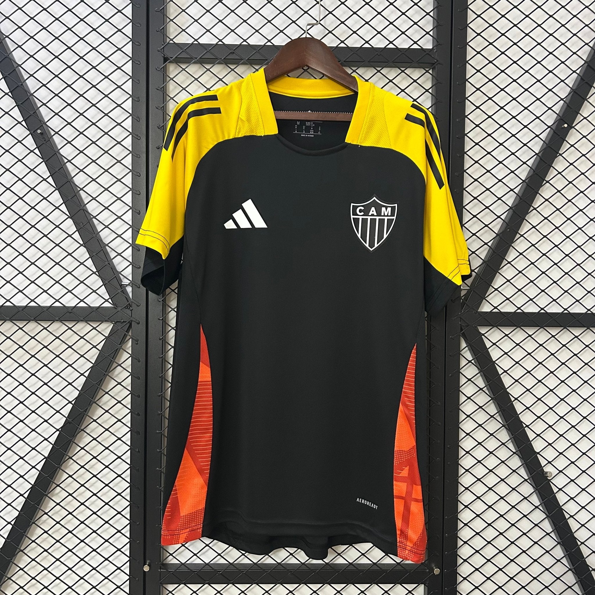 ATLETICO MINEIRO PRIMERA EQUIPACIÓN ENTRENAMIENTO 25/26 HOMBRE - Bota de Oro Tienda