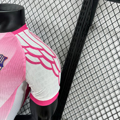 BARCELONA EQUIPACIÓN ESPECIAL ROSA/BLANCO 25/26 (VERSIÓN JUGADOR) - Bota de Oro Tienda