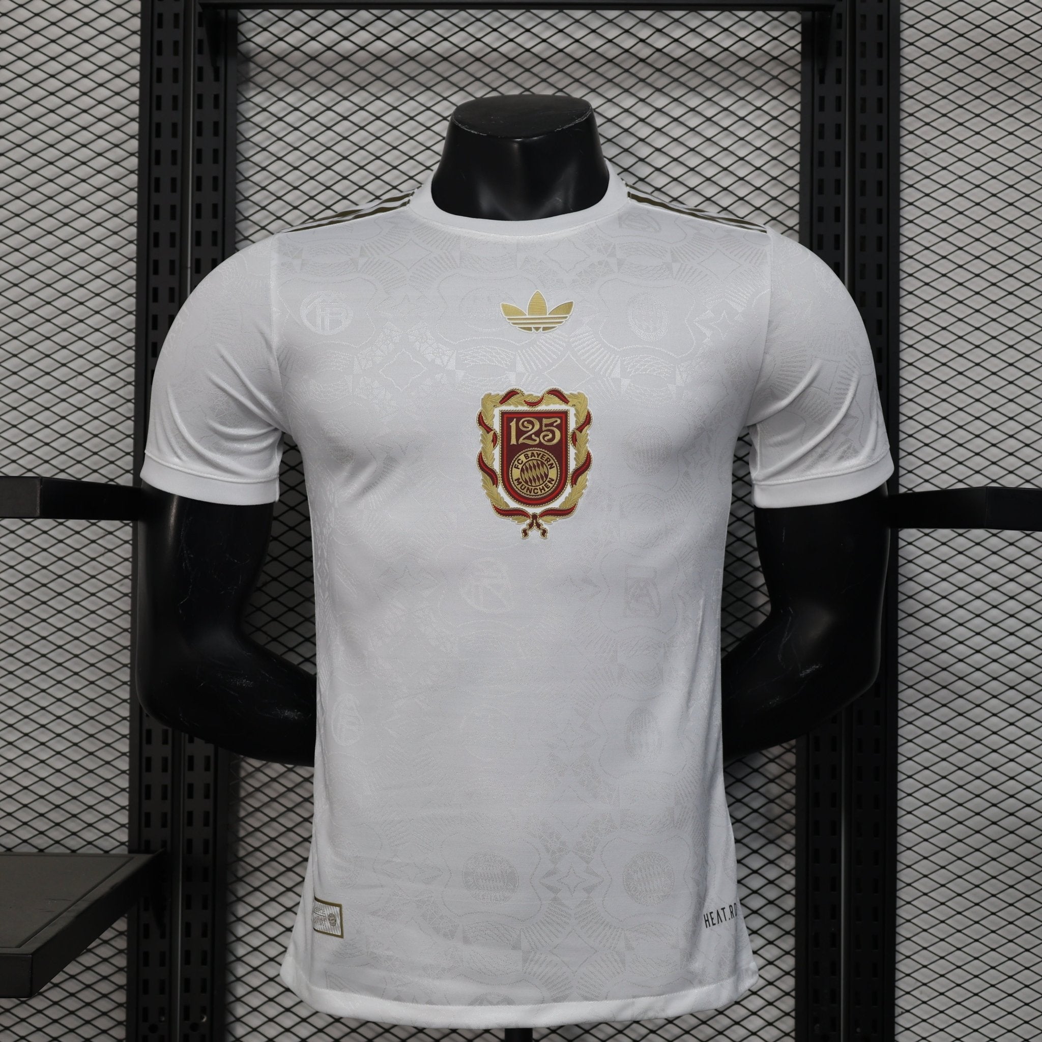 BAYERN MUNICH EQUIPACIÓN 125 AÑOS 25/26 (VERSIÓN JUGADOR) - Bota de Oro Tienda