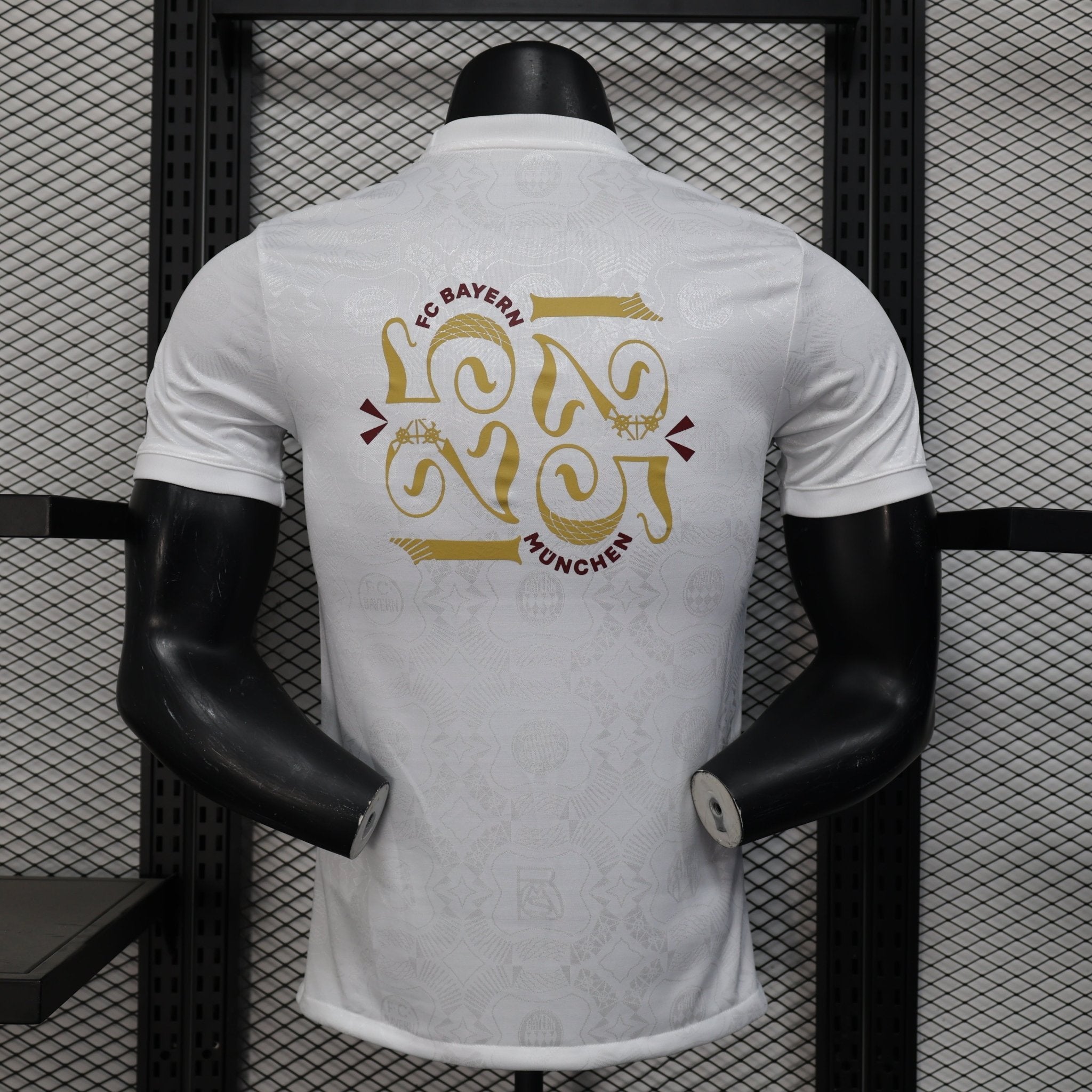 BAYERN MUNICH EQUIPACIÓN 125 AÑOS 25/26 (VERSIÓN JUGADOR) - Bota de Oro Tienda