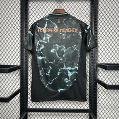 BAYERN MUNICH II 24/25 HOMBRE - Bota de Oro Tienda