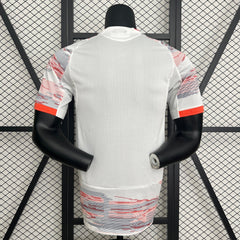 BAYERN MUNICH SEGUNDA EQUIPACIÓN 25/26 (VERSIÓN JUGADOR) - Bota de Oro Tienda