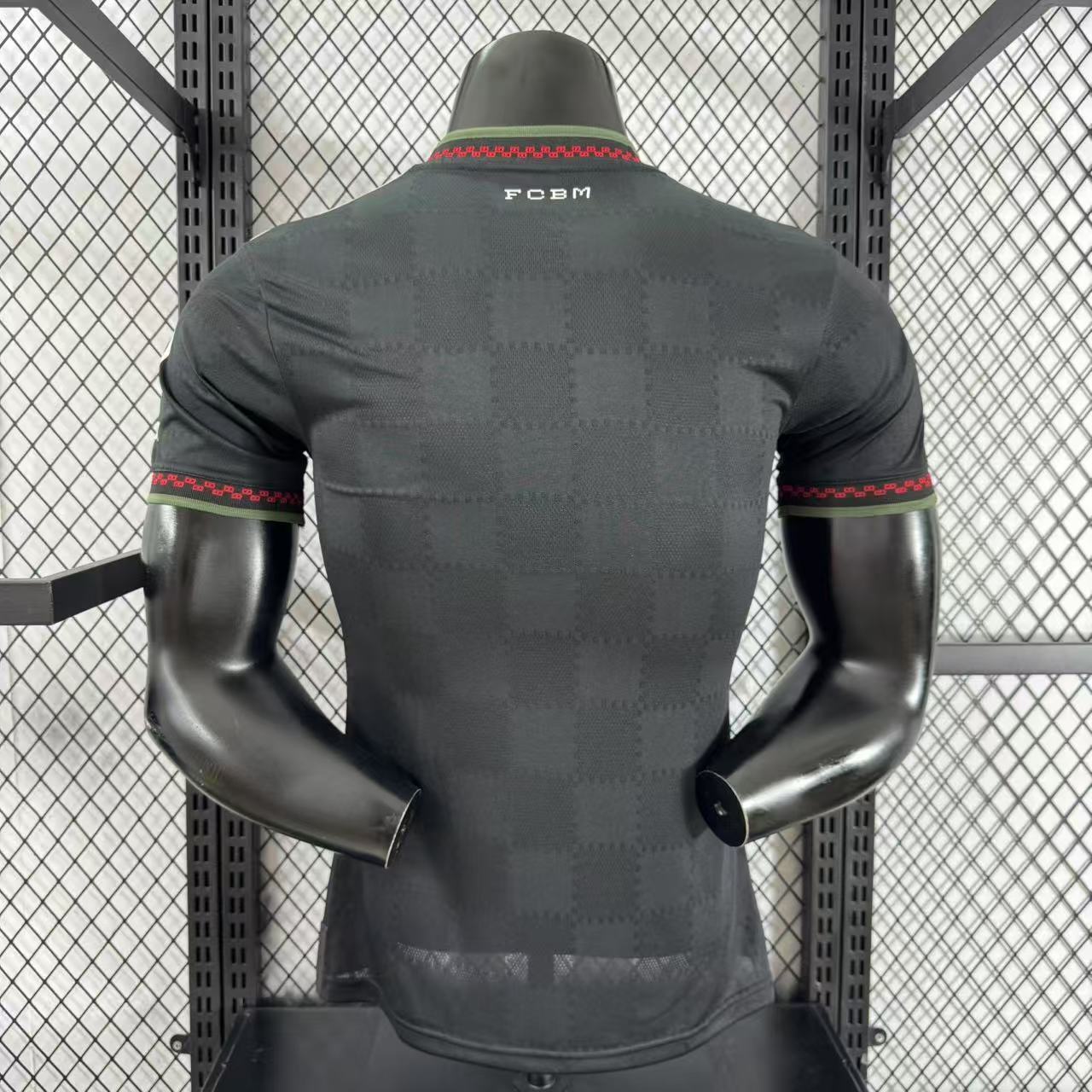 BAYERN MUNICH TERCERA EQUIPACIÓN 25/26 (VERSIÓN JUGADOR) - Bota de Oro Tienda