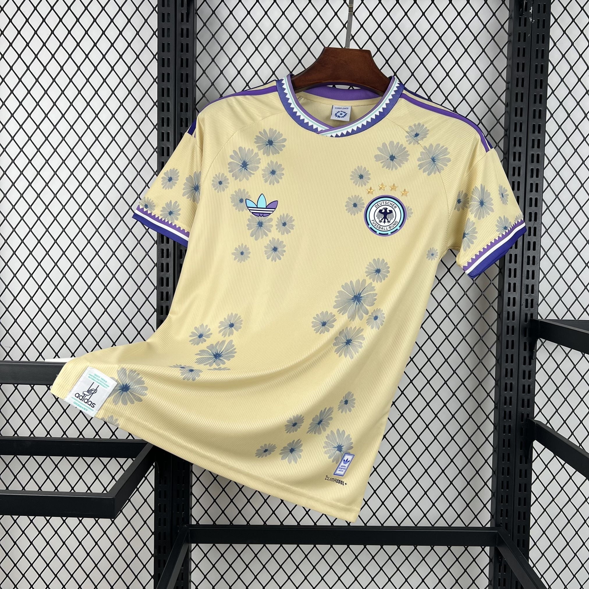 Camiseta Alemania Edición Especial Flores Mundial 2026 Hombre - Bota de Oro Tienda