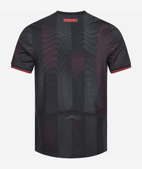CAMISETA BAYER LEVERKUSEN PRIMERA EQUIPACION 25/26 HOMBRE - Bota de Oro Tienda