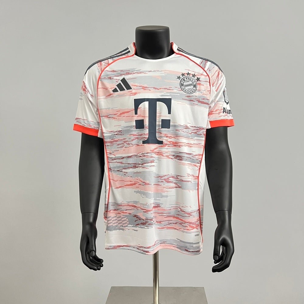 CAMISETA BAYERN MUNICH SEGUNDA EQUIPACION 25/26 HOMBRE - Bota de Oro Tienda