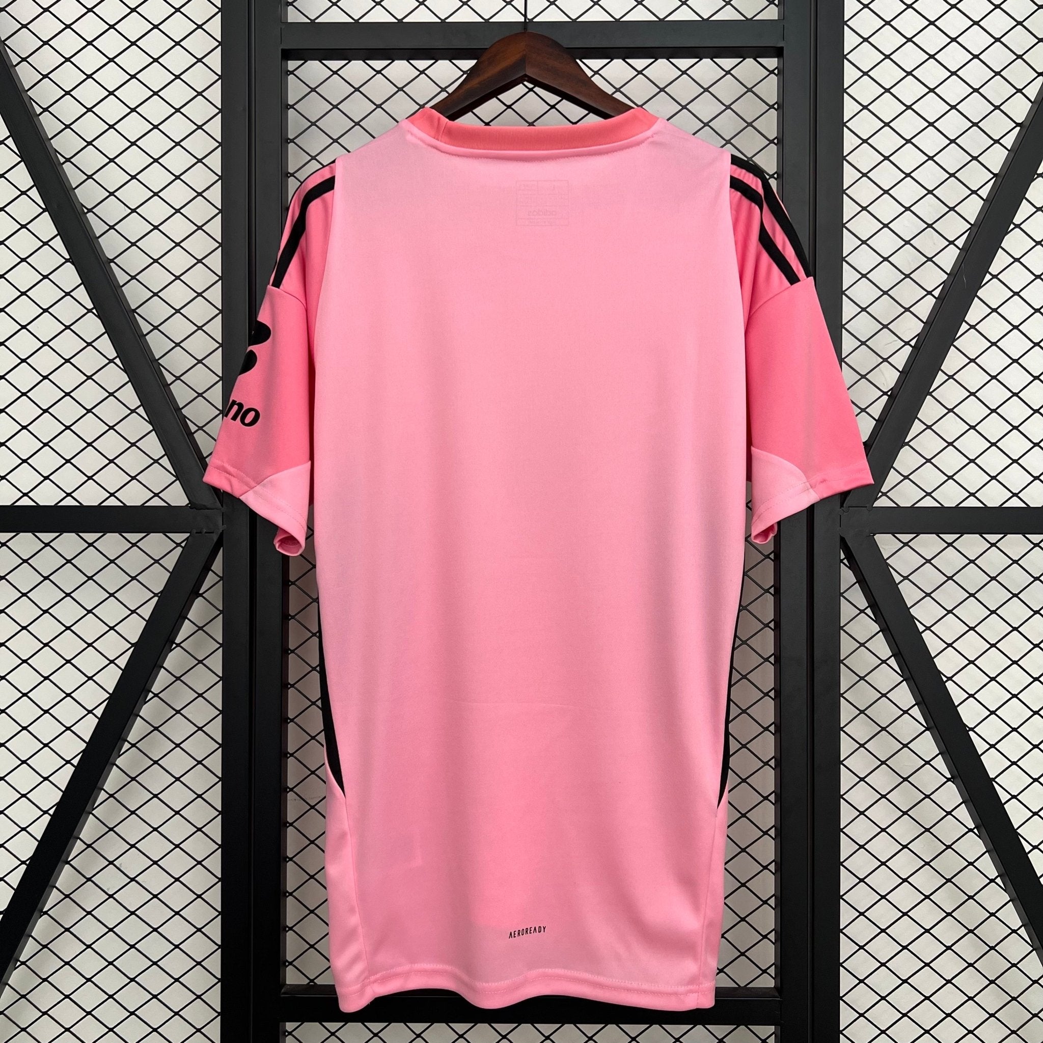CAMISETA BENFICA EQUIPACION ESPECIAL ROSA 25/26 HOMBRE - Bota de Oro Tienda