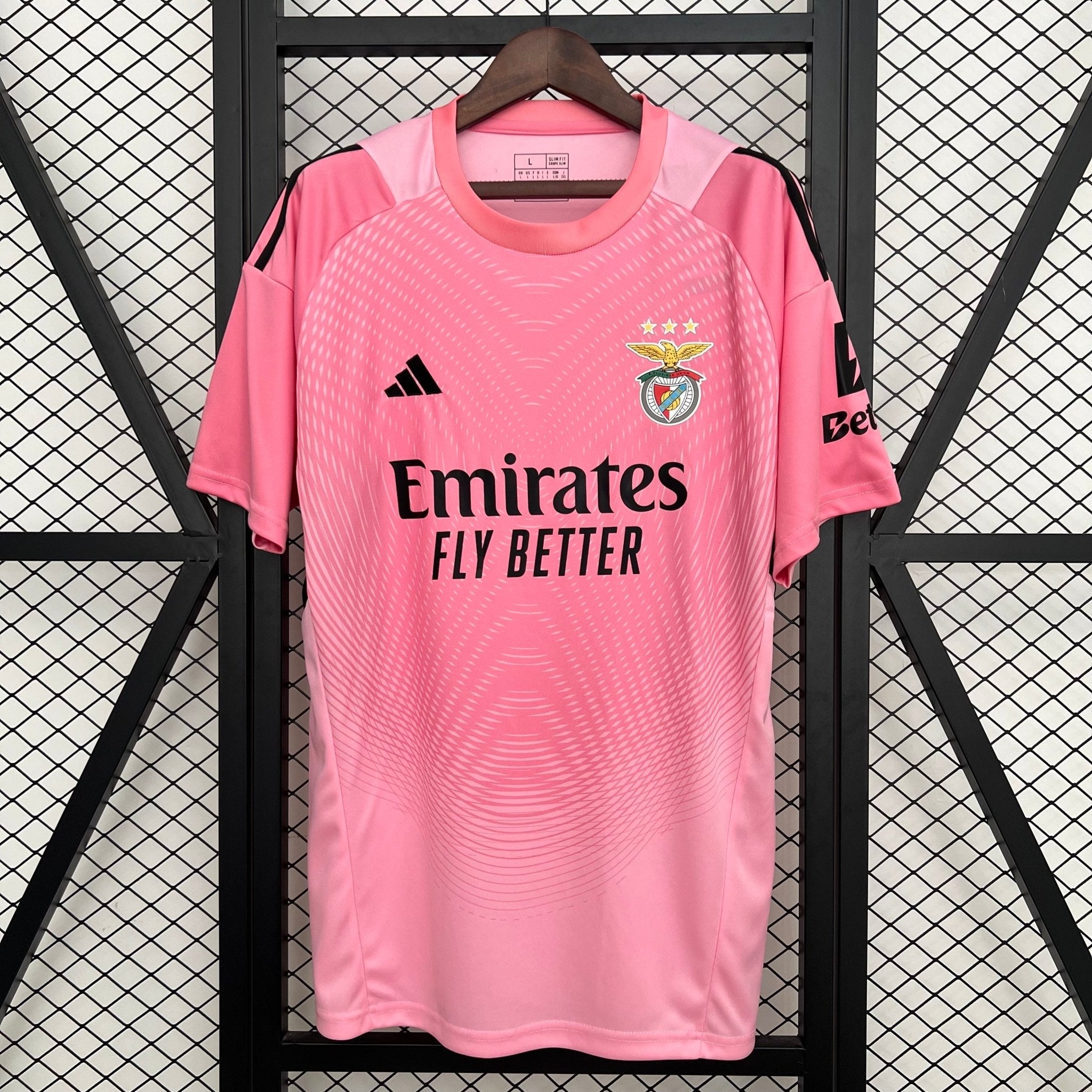 CAMISETA BENFICA EQUIPACION ESPECIAL ROSA 25/26 HOMBRE - Bota de Oro Tienda