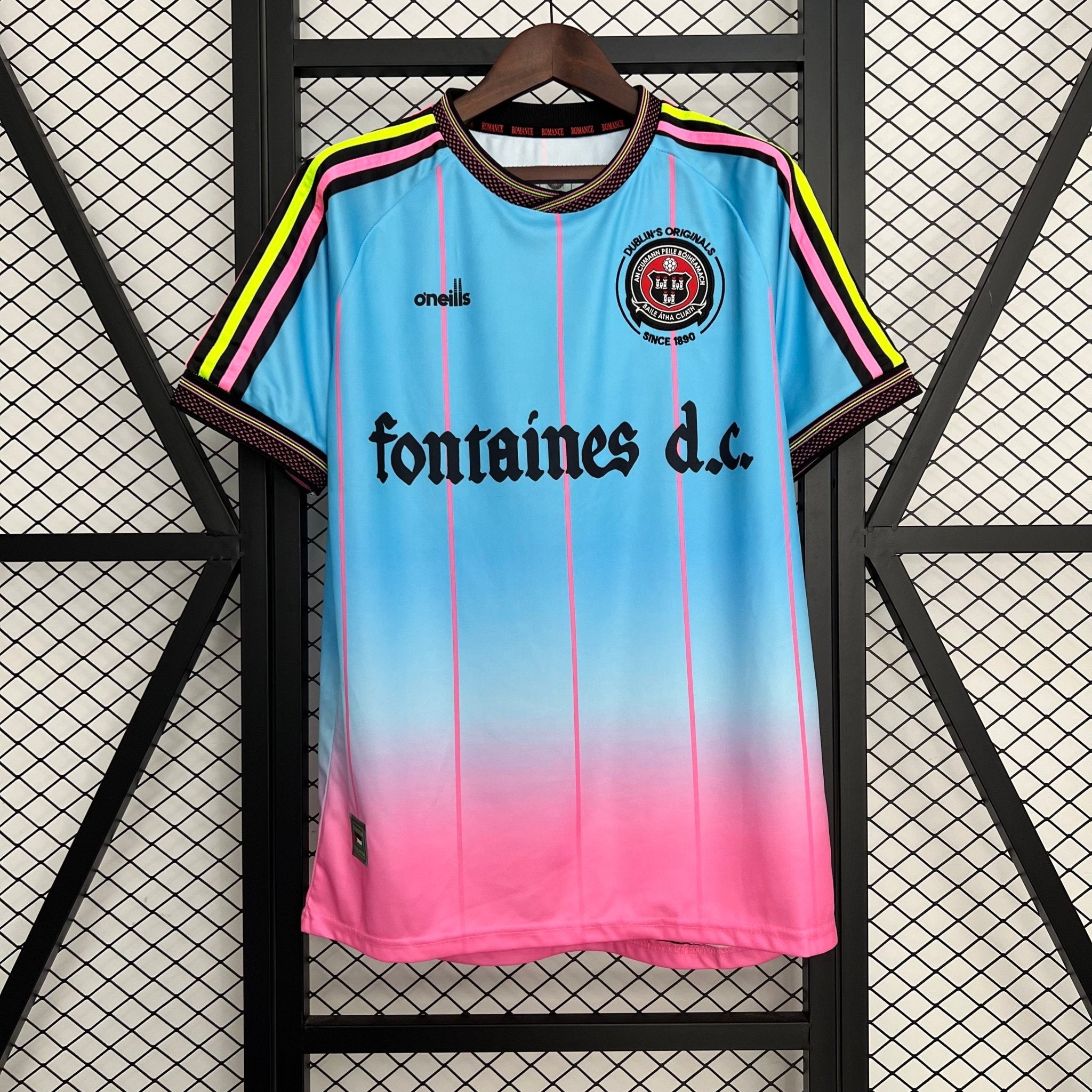 CAMISETA BOHEMIAN FC TERCERA EQUIPACION 25/26 HOMBRE - Bota de Oro Tienda