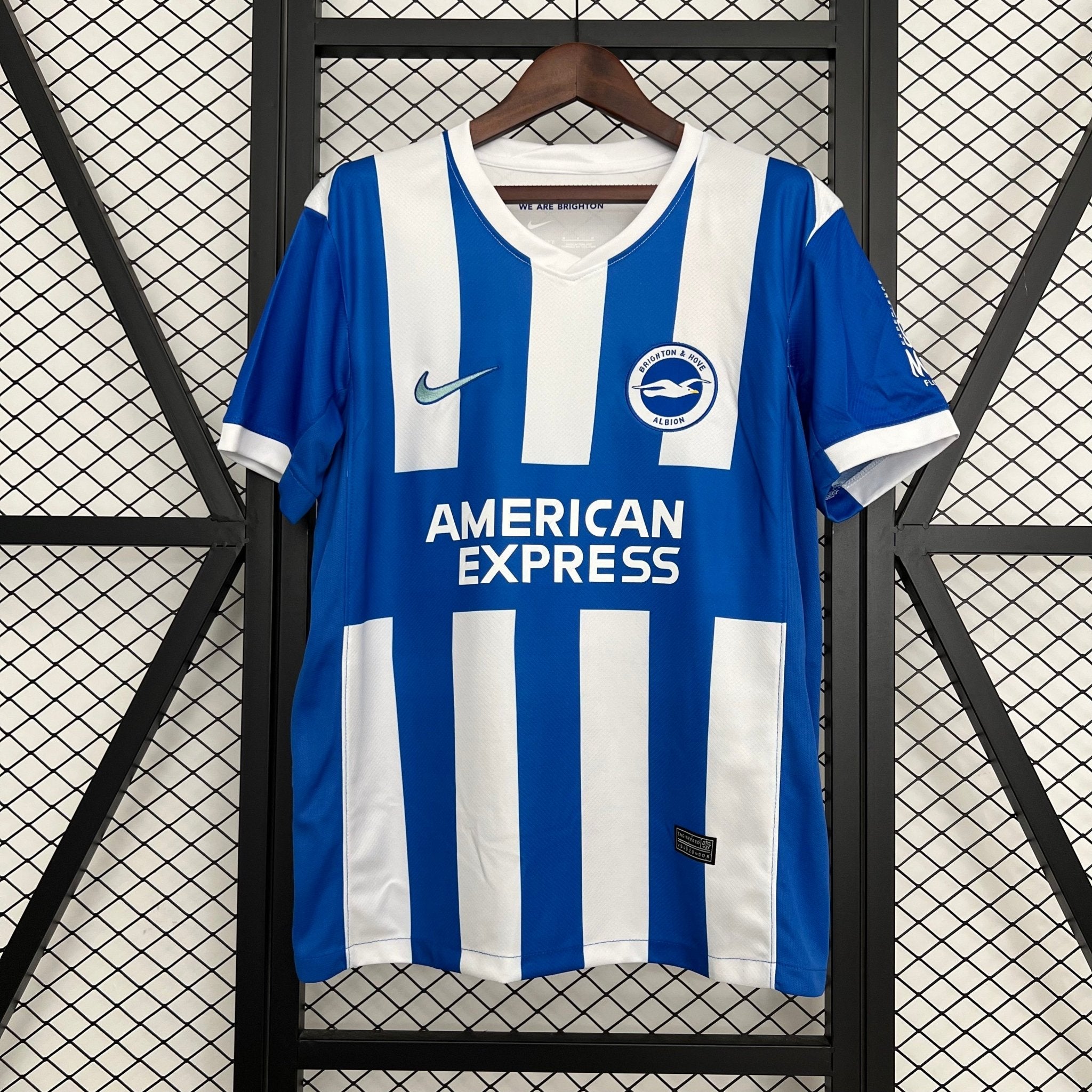 CAMISETA BRIGHTON PRIMERA EQUIPACION 25/26 HOMBRE - Bota de Oro Tienda