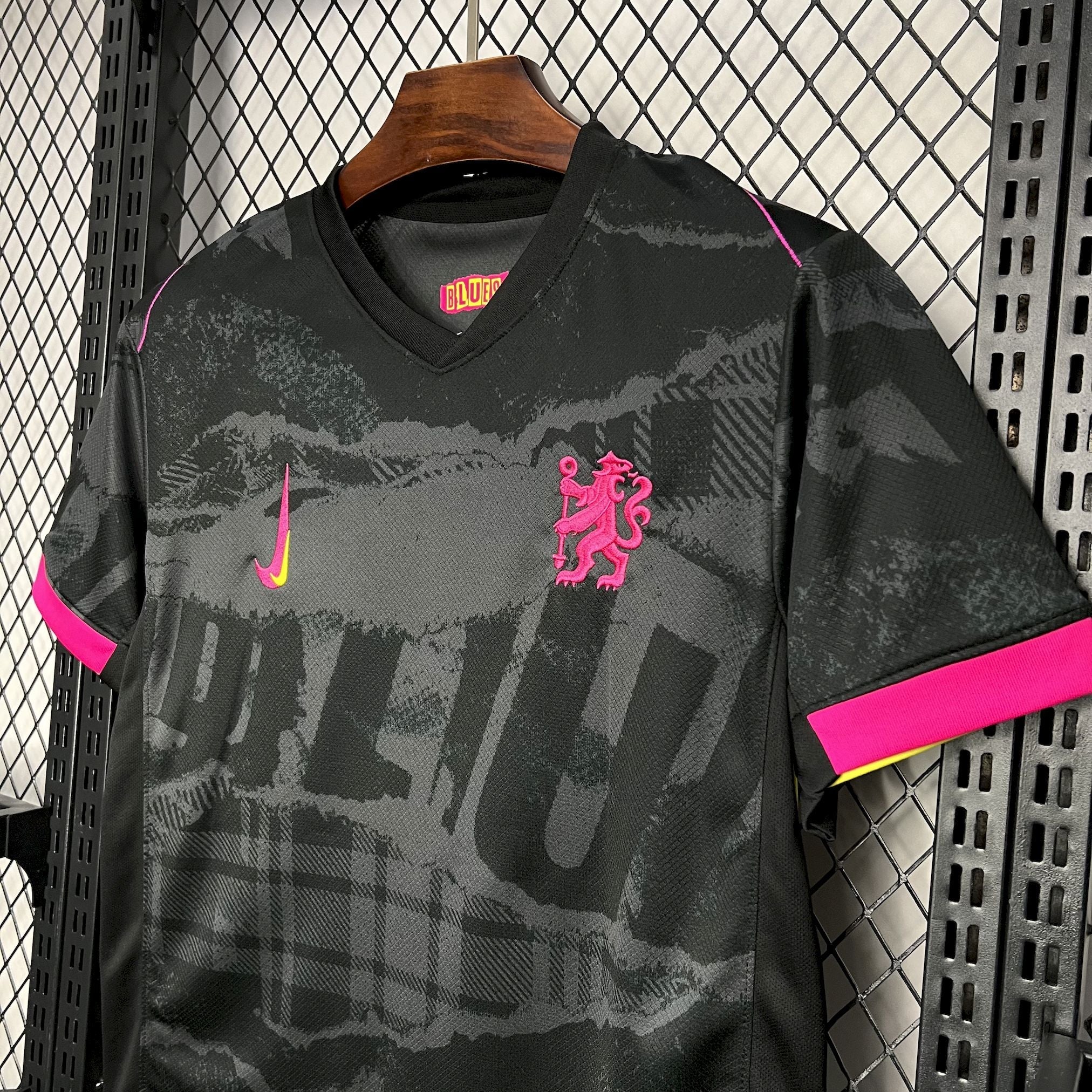 CHELSEA III 24 /25 HOMBRE - Bota de Oro Tienda