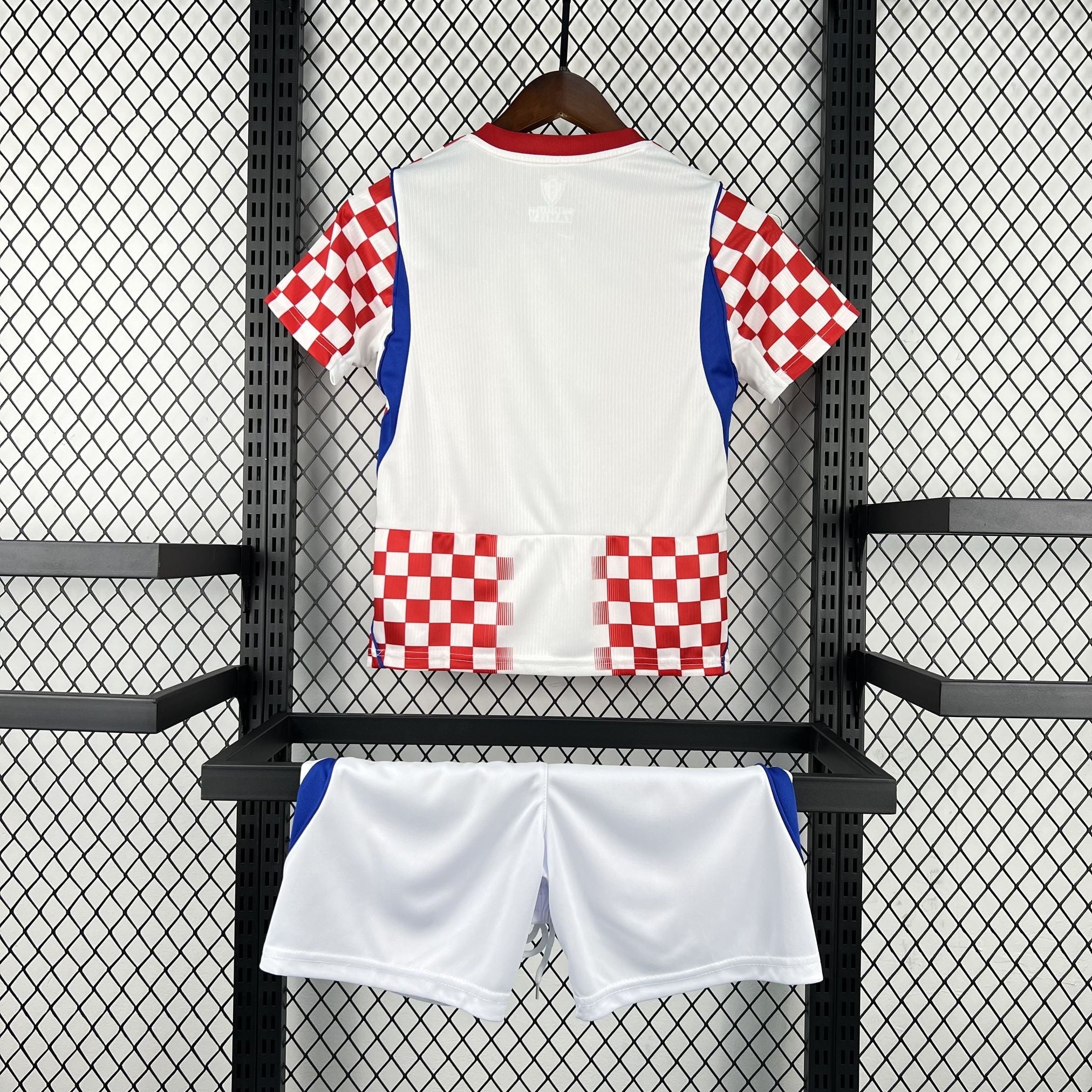 Conjunto Croacia Primera Equipación Mundial 2026 Niños - Bota de Oro Tienda