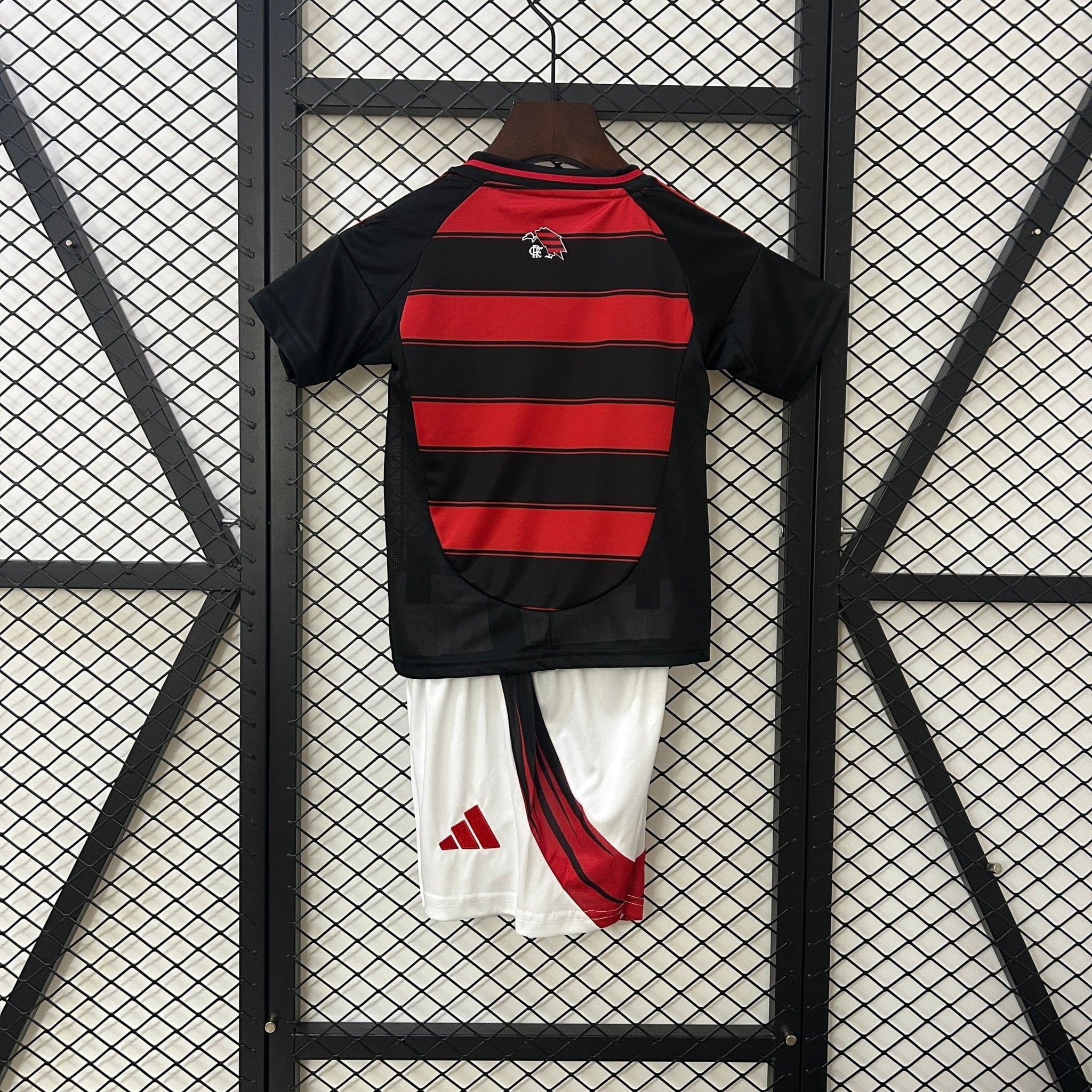 FLAMENGO PRIMERA EQUIPACIÓN 25/26 NIÑOS - Bota de Oro Tienda