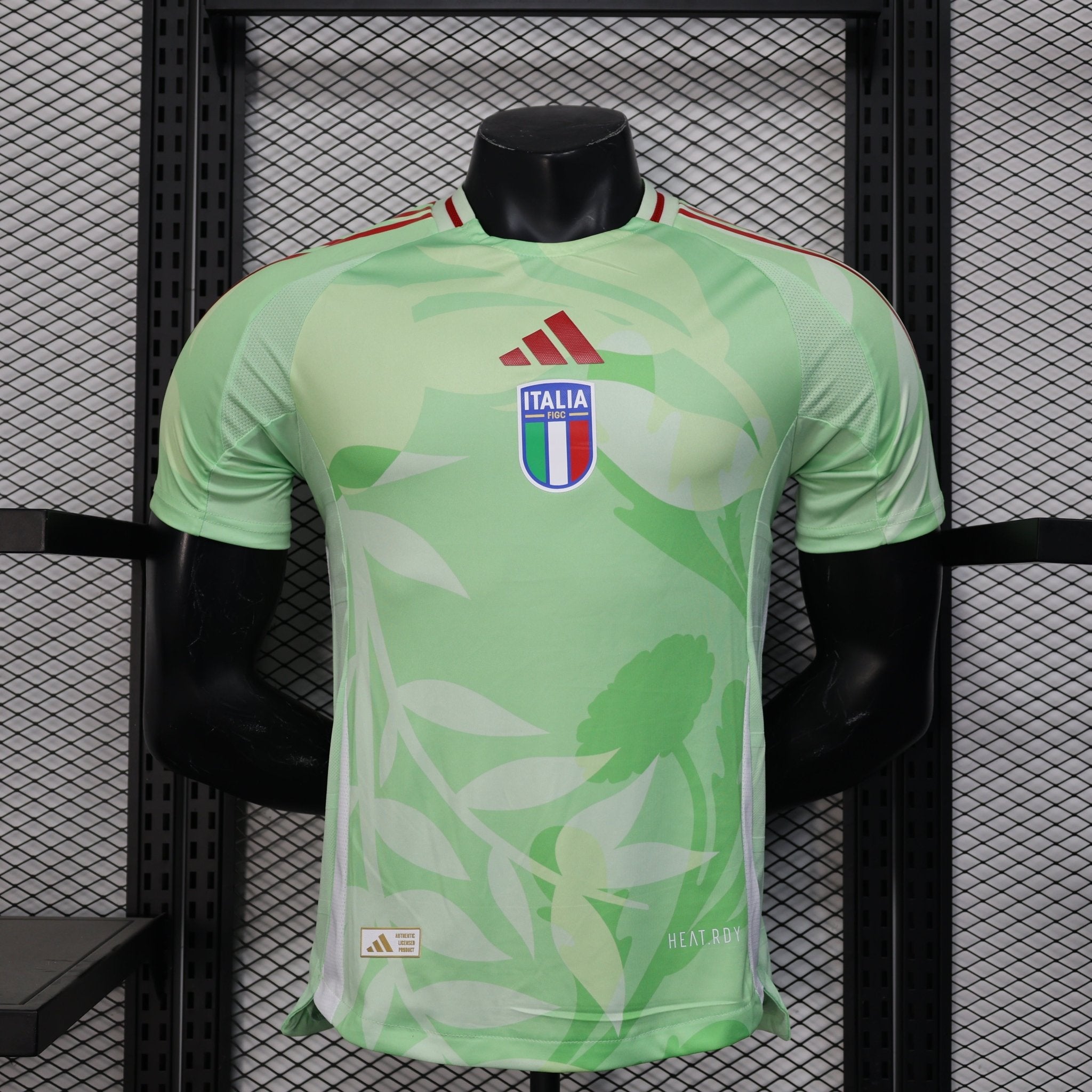 ITALIA EQUIPACIÓN ENTRENAMIENTO 25/26 (VERSIÓN JUGADOR) - Bota de Oro Tienda