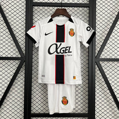 MALLORCA SEGUNDA EQUIPACIÓN 25/26 NIÑOS - Bota de Oro Tienda