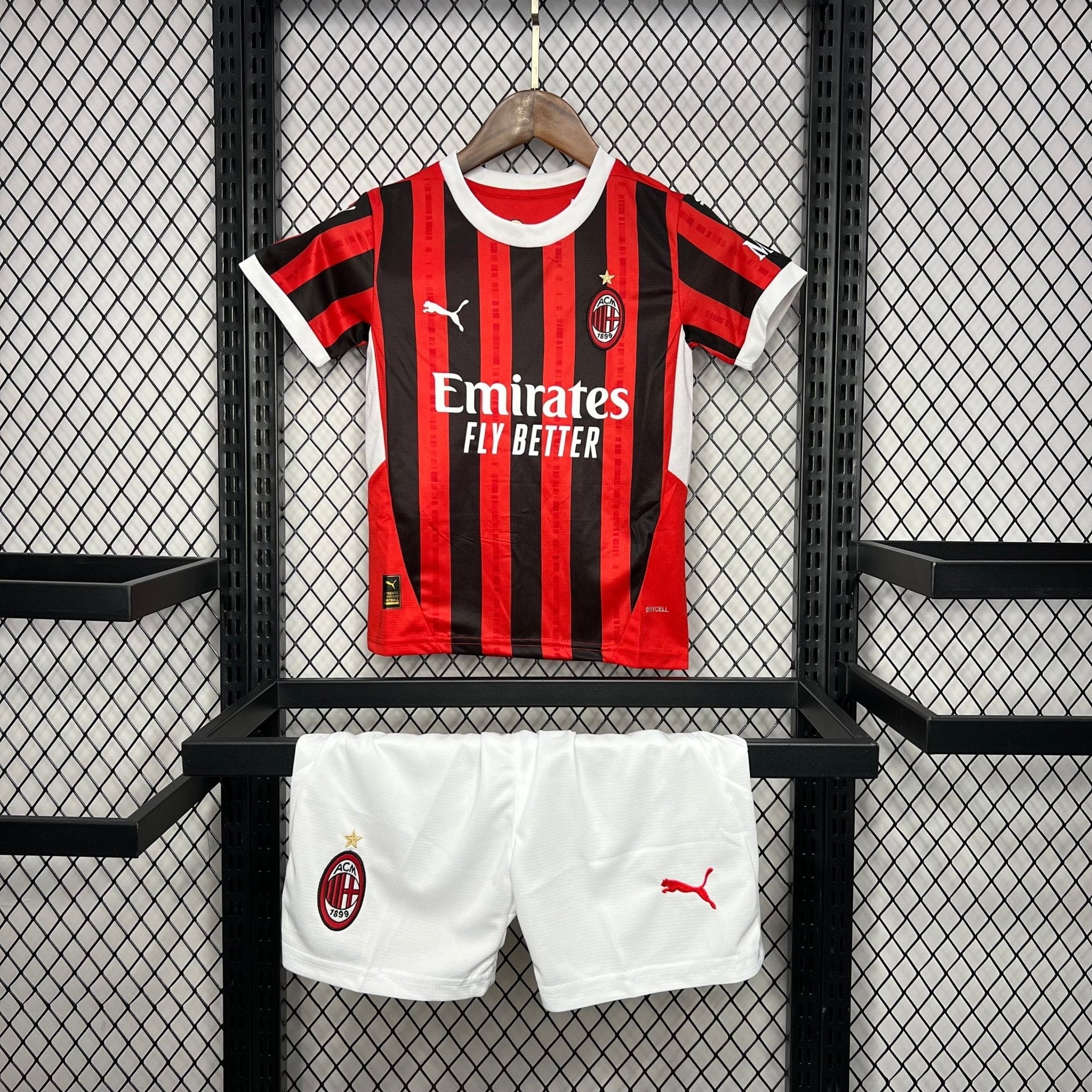 MILAN I 24/25 CONJUNTO INFANTIL - Bota de Oro Tienda