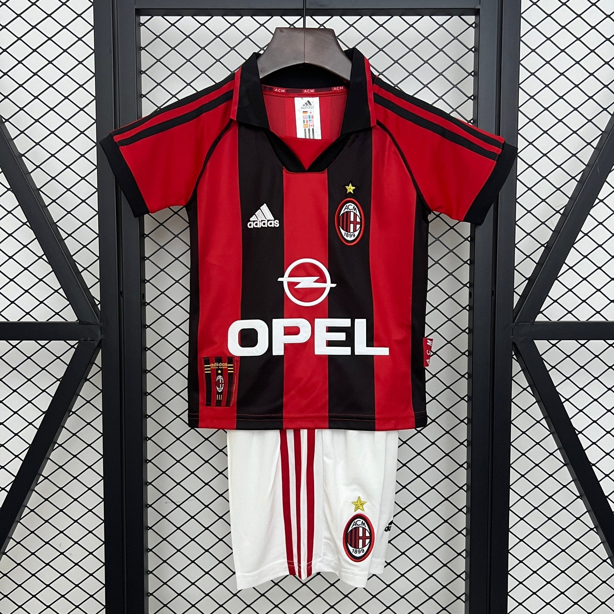 MILAN PRIMERA EQUIPACIÓN 98/99 NIÑOS RETRO - Bota de Oro Tienda