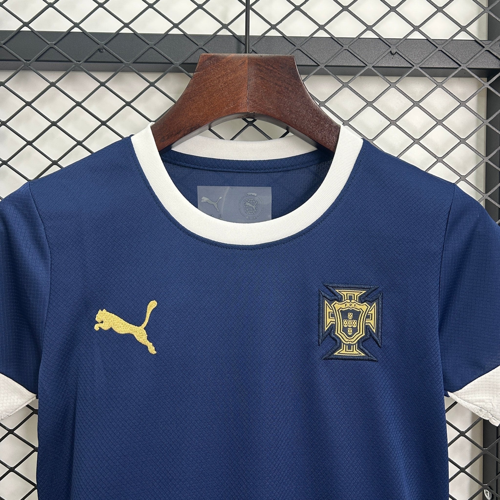 PORTUGAL EQUIPACIÓN ENTRENAMIENTO II 25/26 NIÑOS - Bota de Oro Tienda