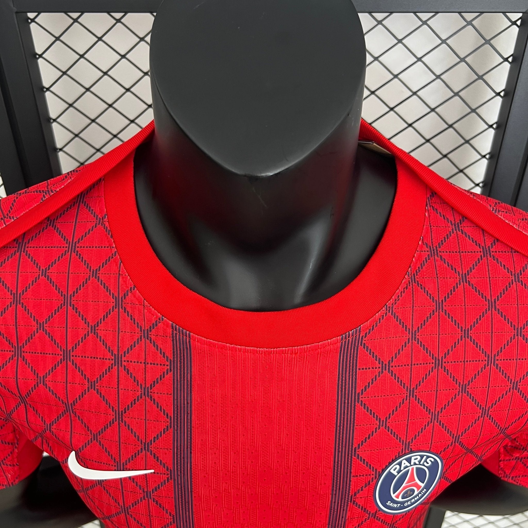 PSG EQUIPACIÓN ESPECIAL ROJO 25/26 (VERSIÓN JUGADOR) - Bota de Oro Tienda