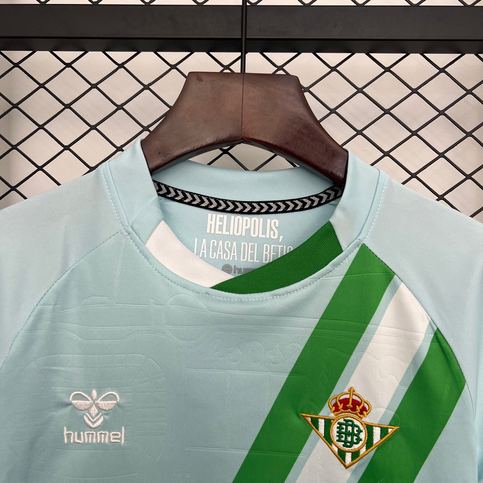 REAL BETIS SEGUNDA EQUIPACIÓN 25/26 NIÑOS - Bota de Oro Tienda