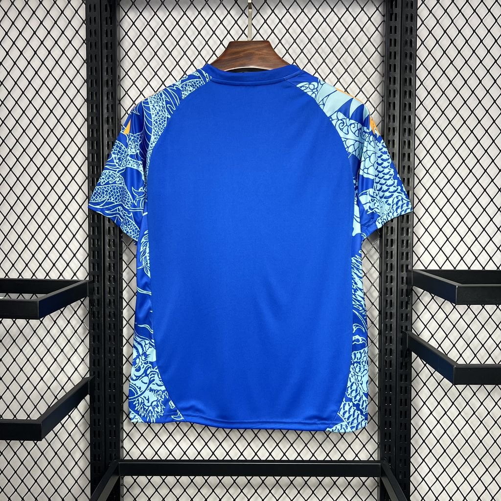 REAL MADRID DRAGÓN AZUL ESPECIAL EDCION 24/25 - Bota de Oro Tienda