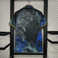 REAL MADRID DRAGÓN NEGRO 24/25 - Bota de Oro Tienda