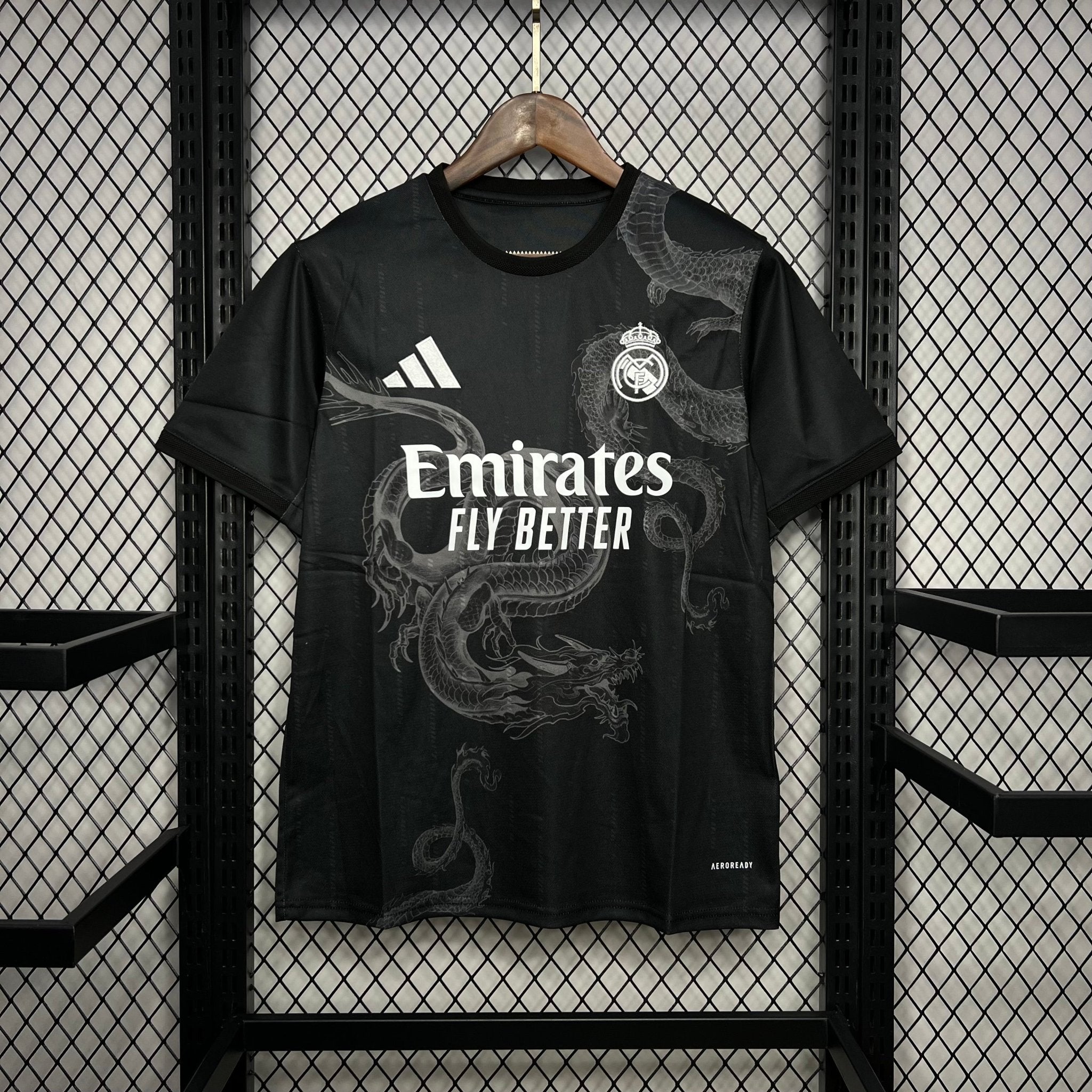 REAL MADRID EDICIÓN ESPECIAL 24/25 HOMBRE - Bota de Oro Tienda