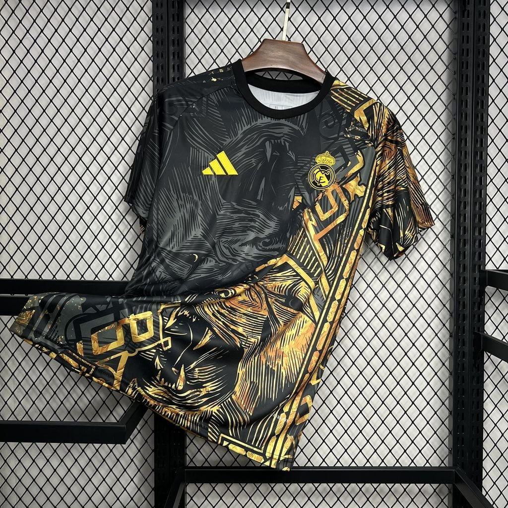 REAL MADRID EDICIÓN ESPECIAL NEGRO 24/25 HOMBRE - Bota de Oro Tienda
