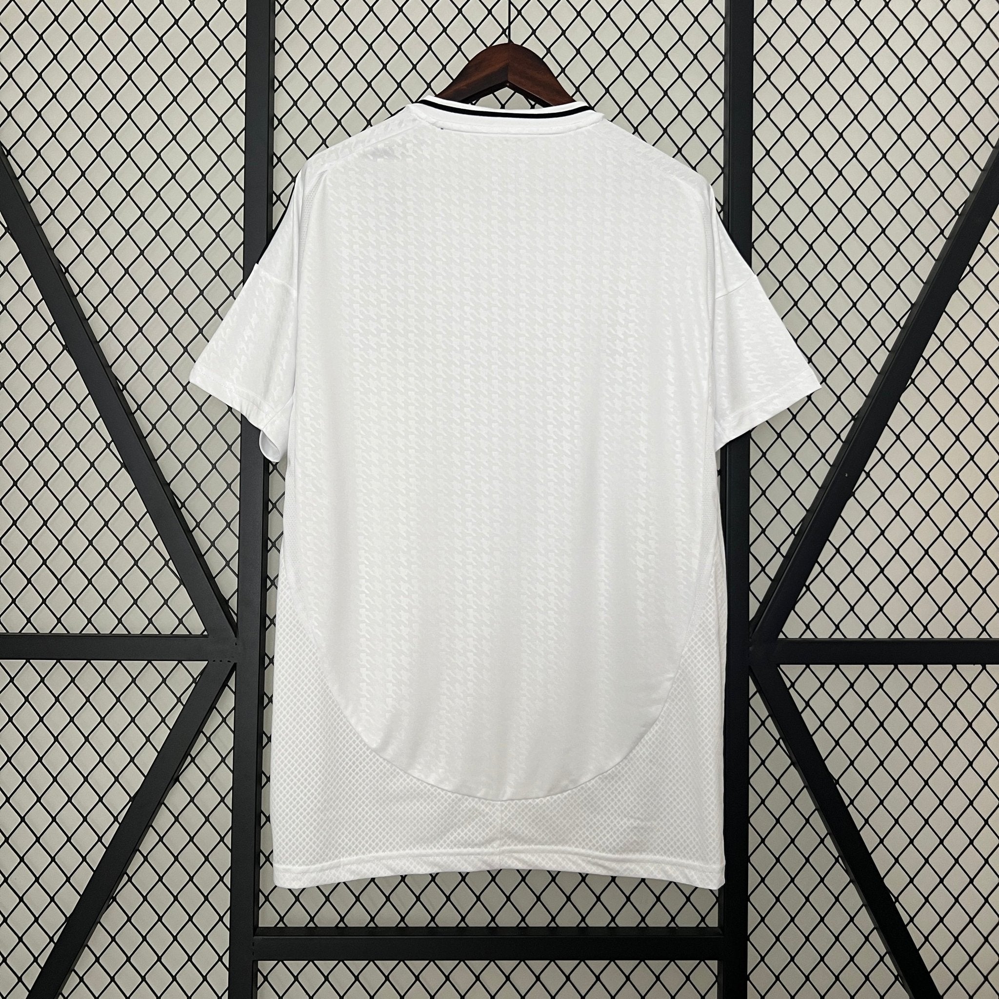 REAL MADRID I 24/25 HOMBRE (PARCHE UCL) - Bota de Oro Tienda