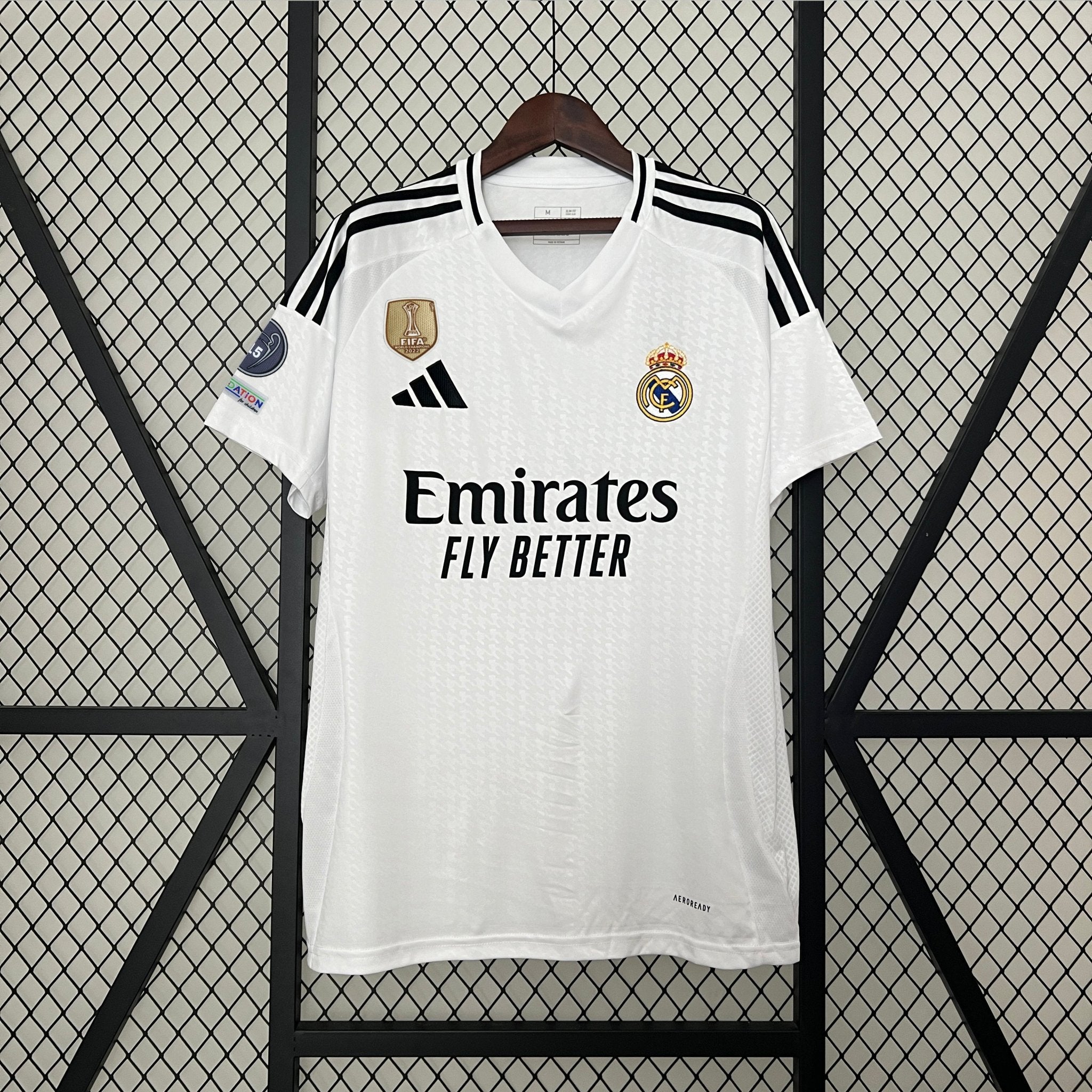 REAL MADRID I 24/25 HOMBRE (PARCHE UCL y CAMPEÓN DEL MUNDO DE CLUBES) - Bota de Oro Tienda