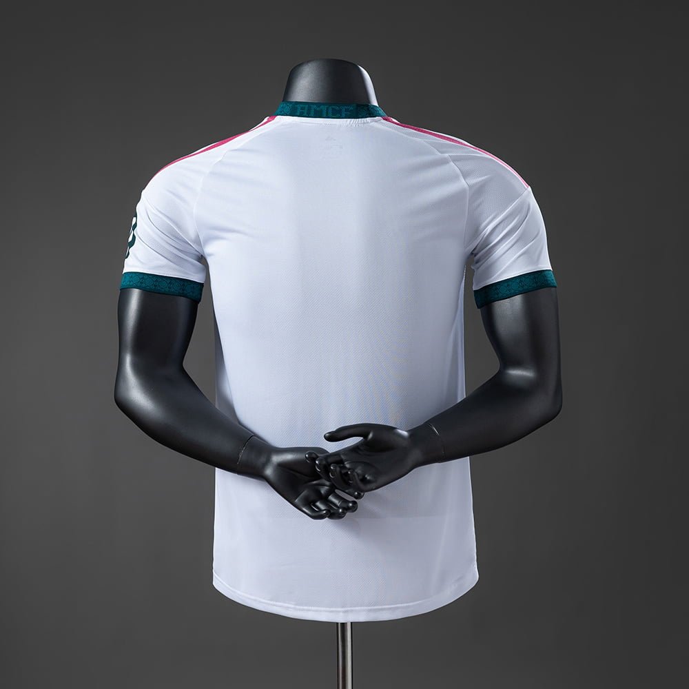 Real Madrid I 26/27 Versión Jugador - Bota de Oro Tienda