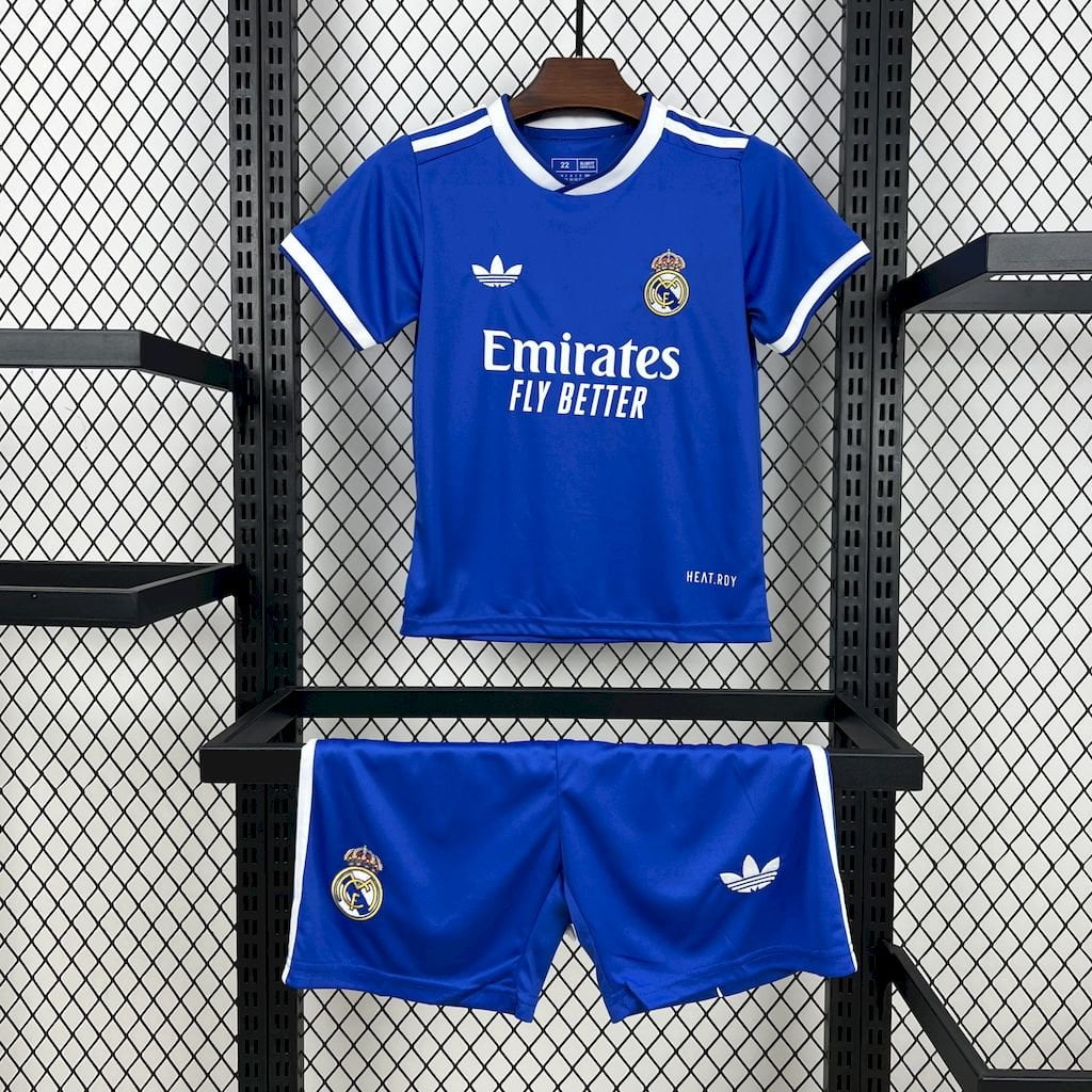 REAL MADRID III 25/26 CONJUNTO INFANTIL - Bota de Oro Tienda