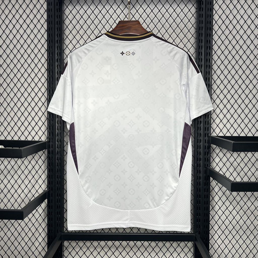 REAL MADRID LV EDICION CO MARCA 24/25 - Bota de Oro Tienda