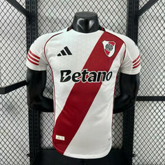 RIVER PLATE PRIMERA EQUIPACIÓN 25/26 (VERSIÓN JUGADOR) - Bota de Oro Tienda