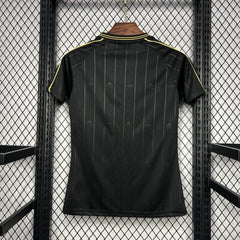 SANTOS CHARLIE BROWN JR 24/25 MUJER - Bota de Oro Tienda