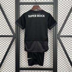 SPORTING LISBOA EQUIPACIÓN EDICION ESPECIAL 25/26 NIÑOS - Bota de Oro Tienda
