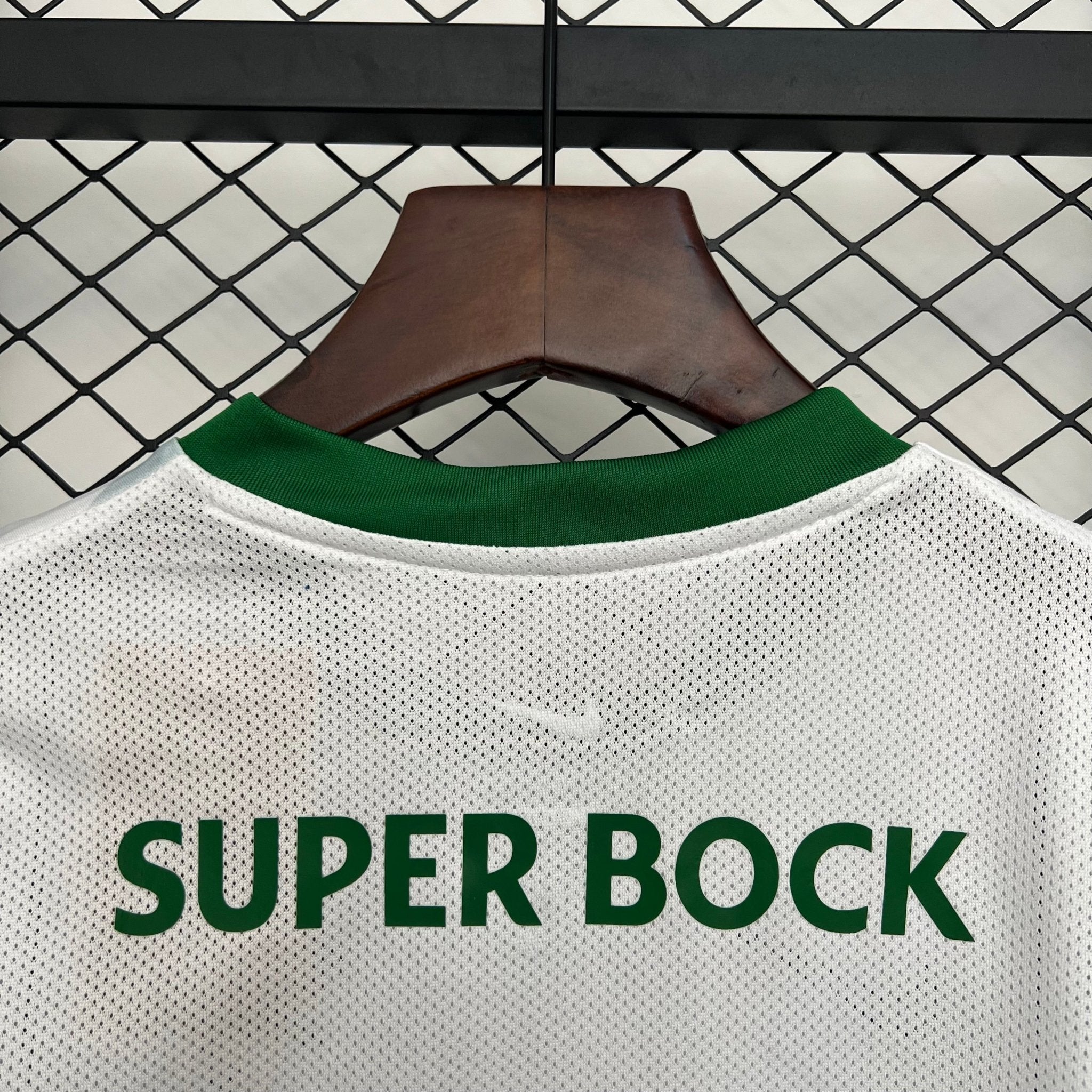 SPORTING LISBOA SEGUNDA EQUIPACIÓN 25/26 NIÑOS - Bota de Oro Tienda