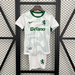 SPORTING LISBOA SEGUNDA EQUIPACIÓN 25/26 NIÑOS - Bota de Oro Tienda